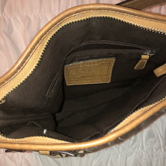 Authentic Coach Small Hobo Purse - Picture 3 of 4